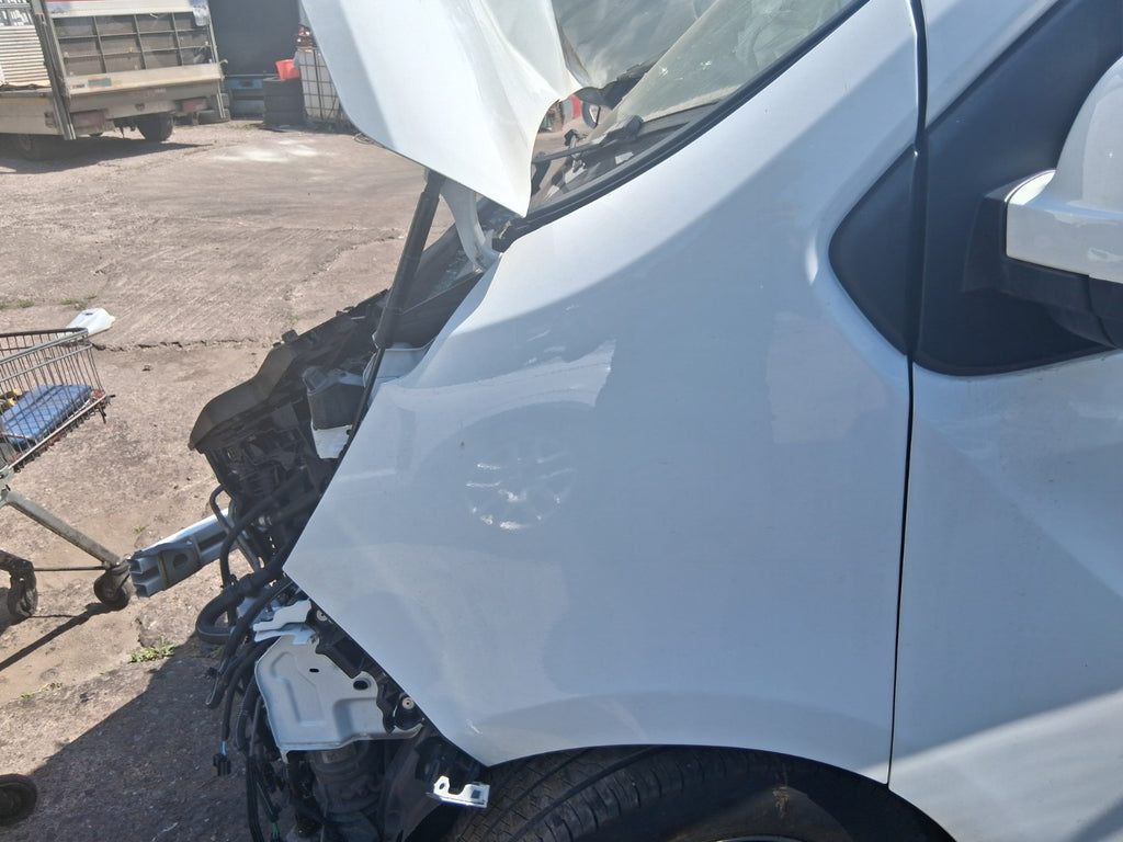 2025 RENAULT TRAFIC X82 MK3 NSF PASSENGER SIDE FRONT LEFT WING PANEL WHITE