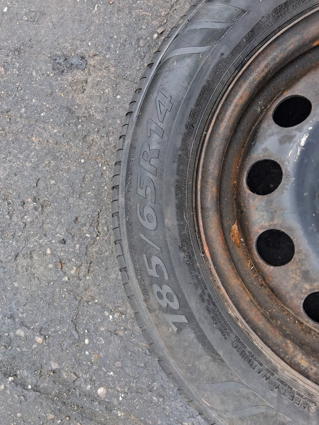 2006 FORD FIESTA MK6 15 INCH STEEL WHEEL WITH TYRE 185/65R14