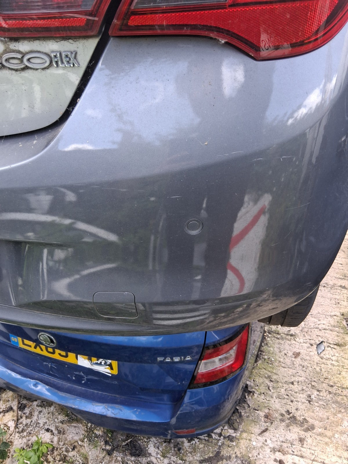 2017 VAUXHALL CORSA E 3 DOOR COMPLETE REAR BUMPER SILVER METALLIC 176