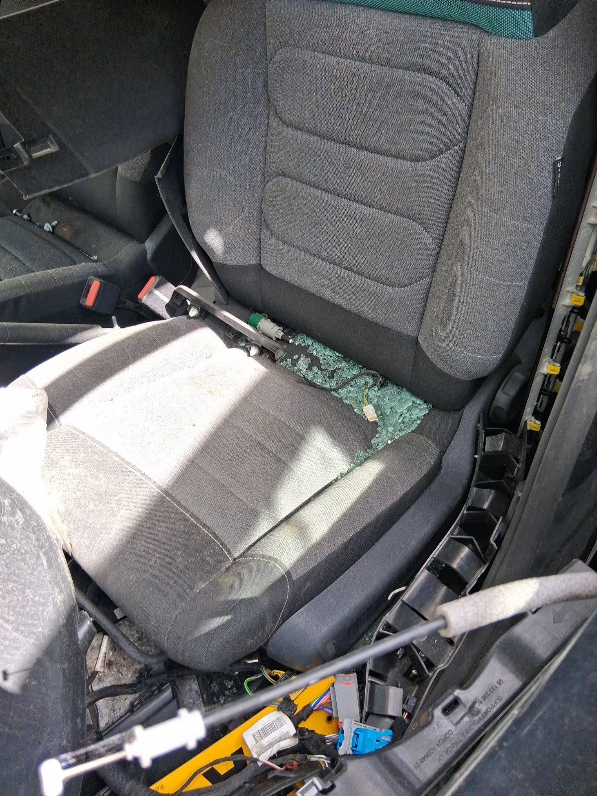 2021 CITROEN C3 MK3 NSF PASSENGER SIDE FRONT LEFT COMPLETE SEAT