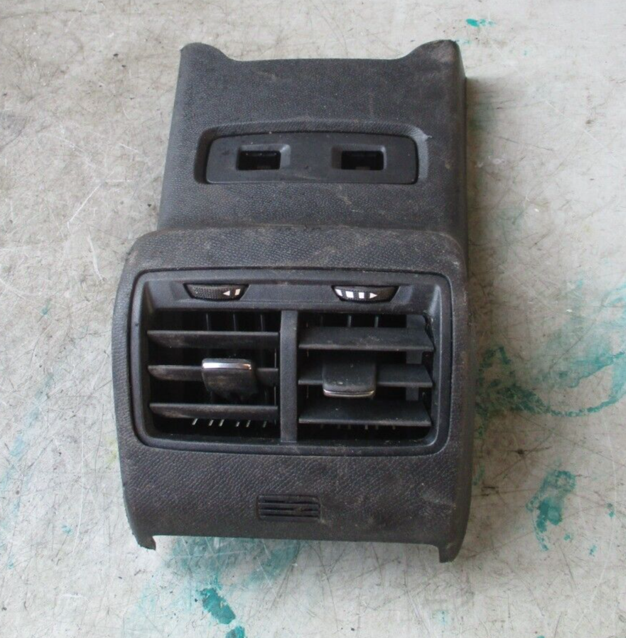 CITROEN C4 REAR AIR VENT GRILL 118779A0