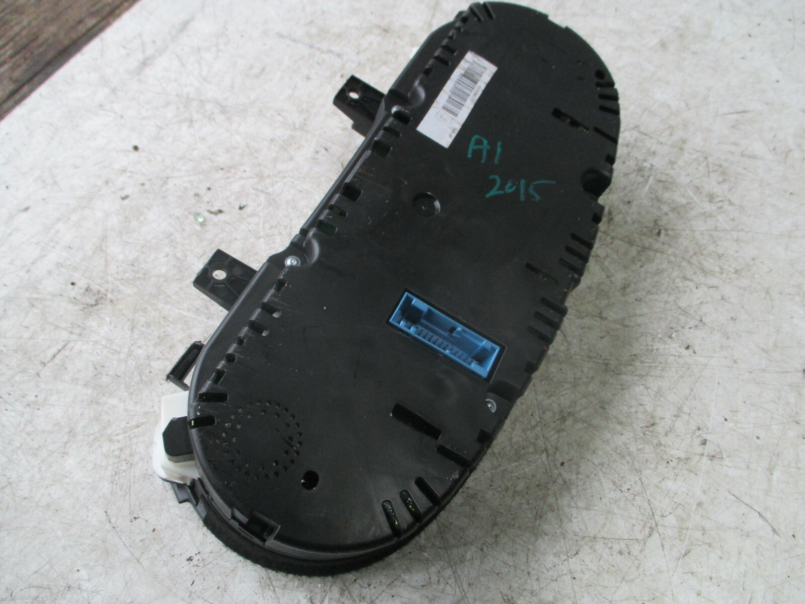 AUDI A1 8X 2015 1.4 PETROL TFSI SPEEDOMETER INSTRUMENT CLUSTER 8X0920980F