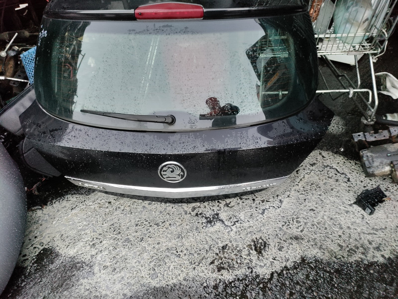 VAUXHALL ASTRA H 2008 5 DOOR REAR COMPLETE TAILGATE BOOTLID BLACK