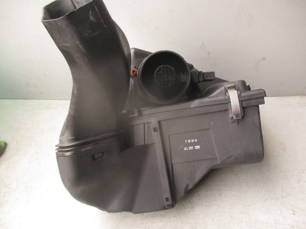 2009 BMW 1 SERIES E87 AIR FILTER HOUSING BOX 7797466
