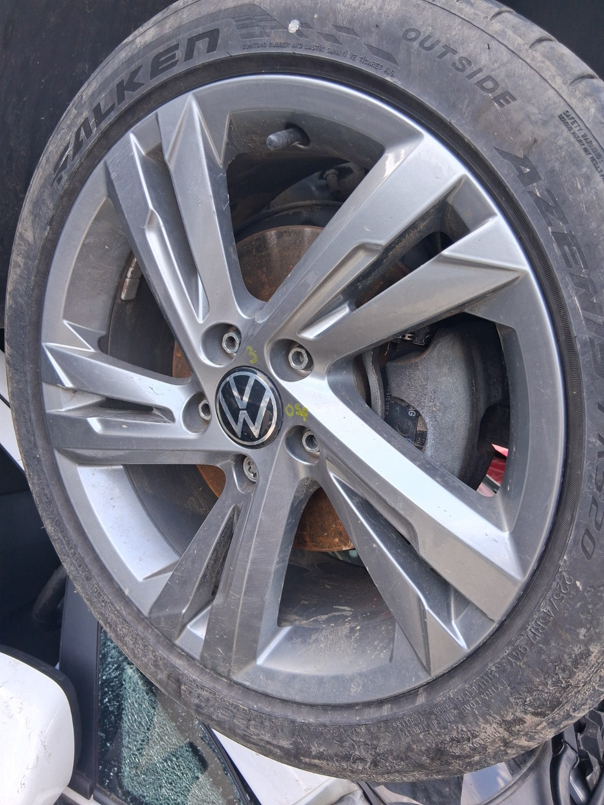2022 VW VOLKSWAGEN GOLF MK8 R LINE 17 INCH ALLOY WHEEL WITH TYRE 225/45R17