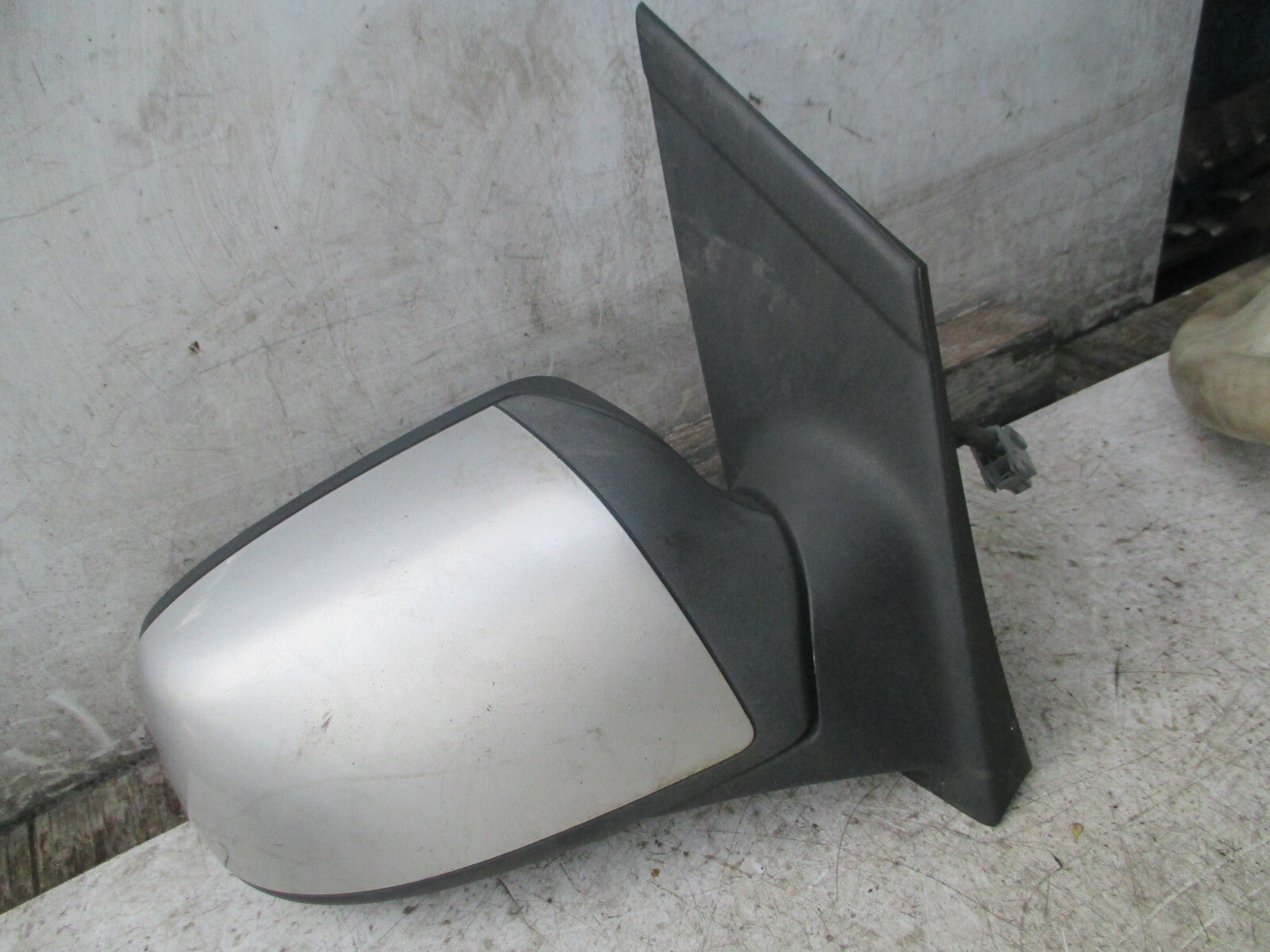 FORD FOCUS MK2  2007 NS PASSENGER SIDE ELECTRIC DOOR WING MIRROR