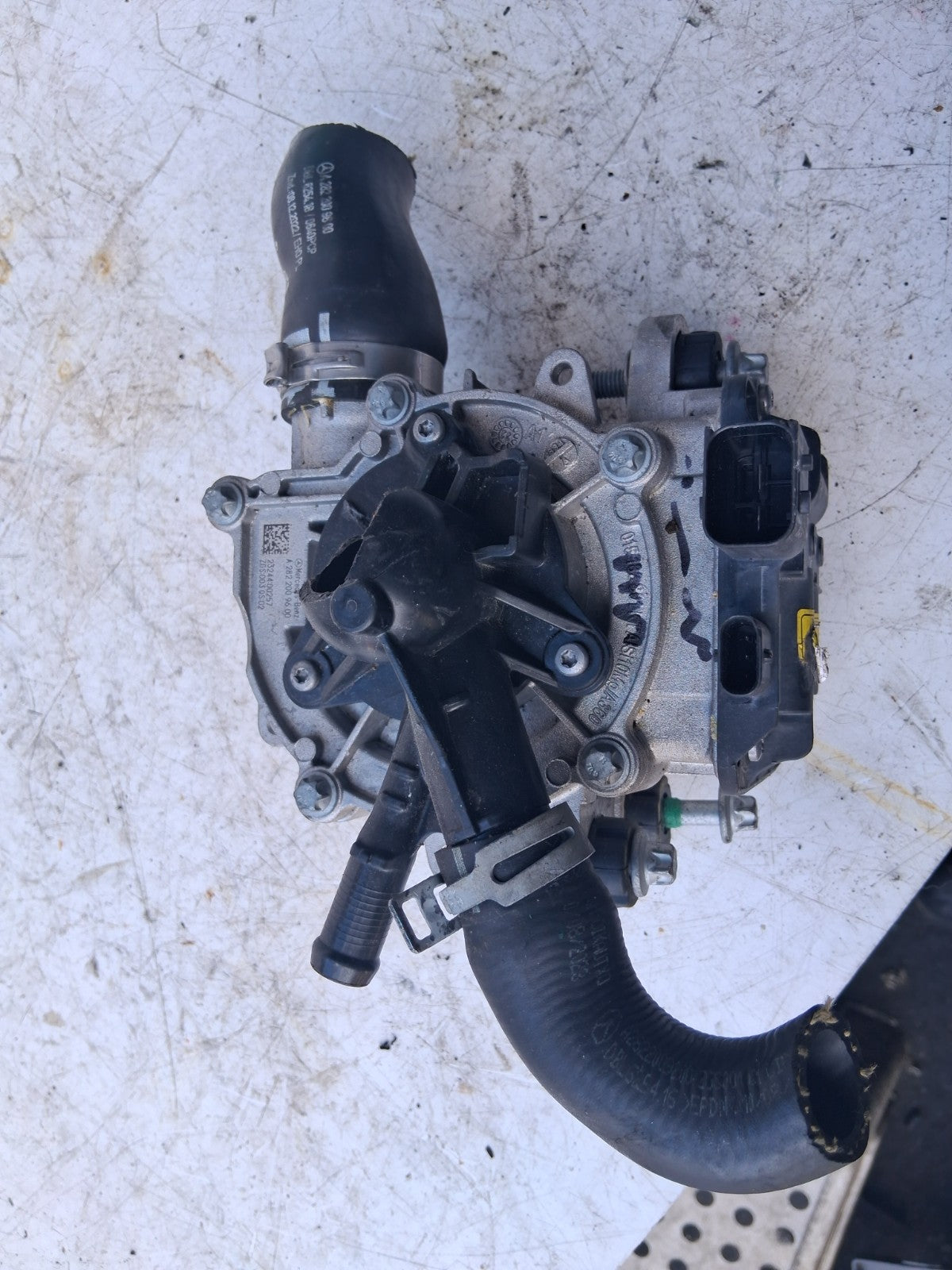 2020 MERCEDES A CLASS W177 1.3 HYBRID WATER COOLANT PUMP A2822009700