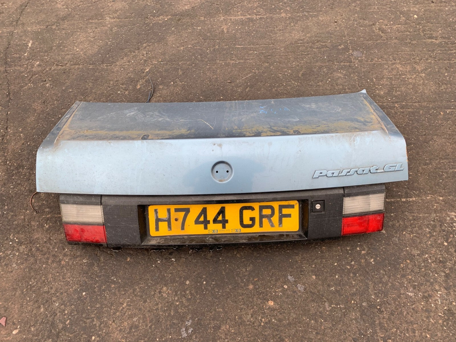 VOLKSWAGEN VW PASSAT B3 MK3 1990 SALOON BOOTLID BOOT LID HATCH BLUE