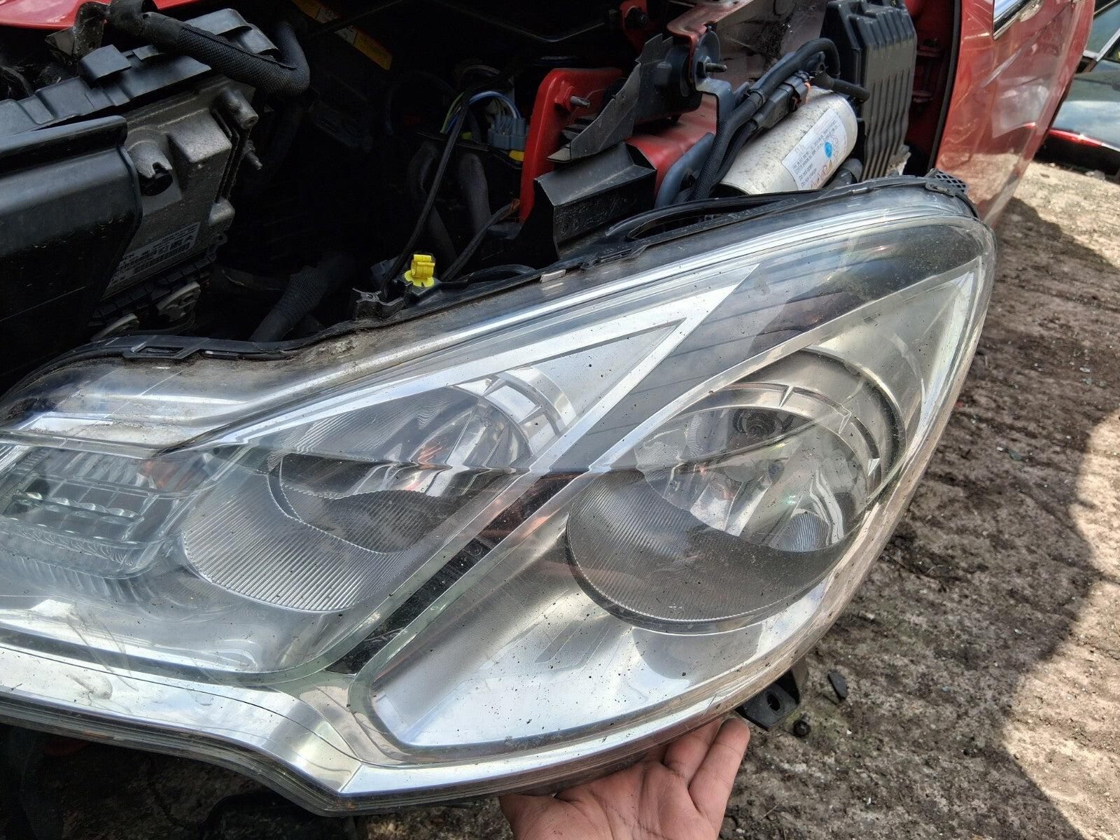 2012 CITROEN DS3 3 DOOR NSF PASSENGER SIDE LEFT HEADLIGHT HEADLAMP 9673814980