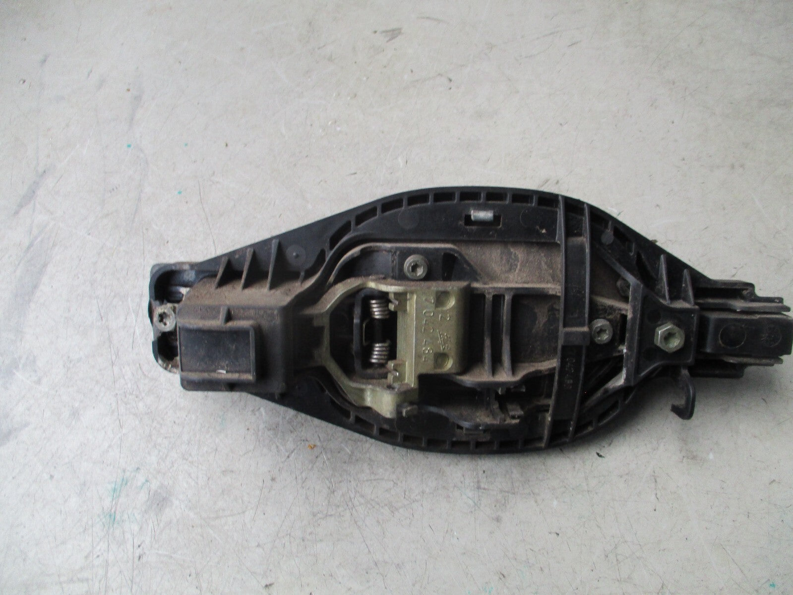 2003 RANGE ROVER L322 VOGUE NSF PASSENGER SIDE DOOR HANDLE