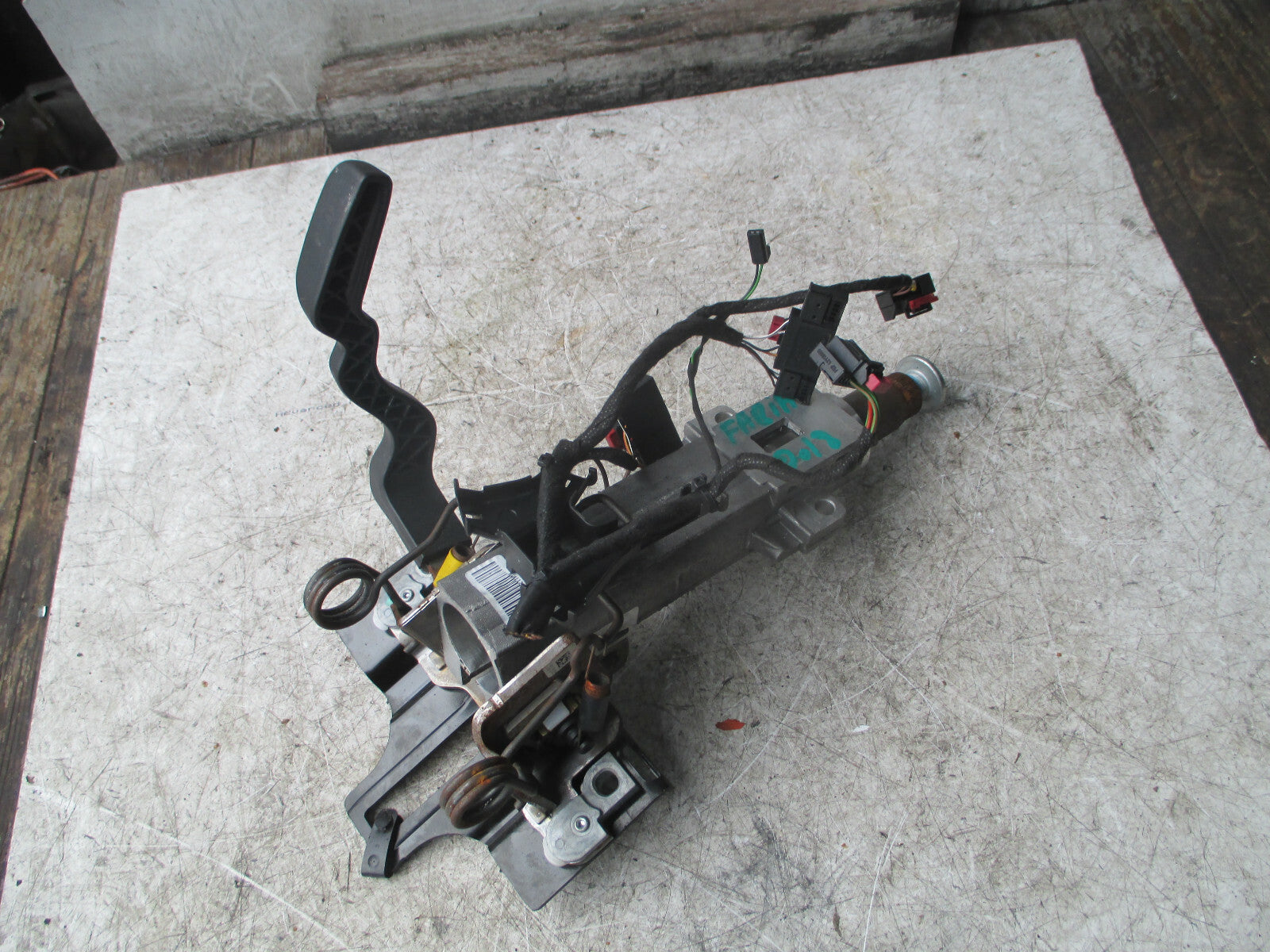 SKODA FABIA 2018 MK3 NJ UPPER STEERING COLUMN A0038005