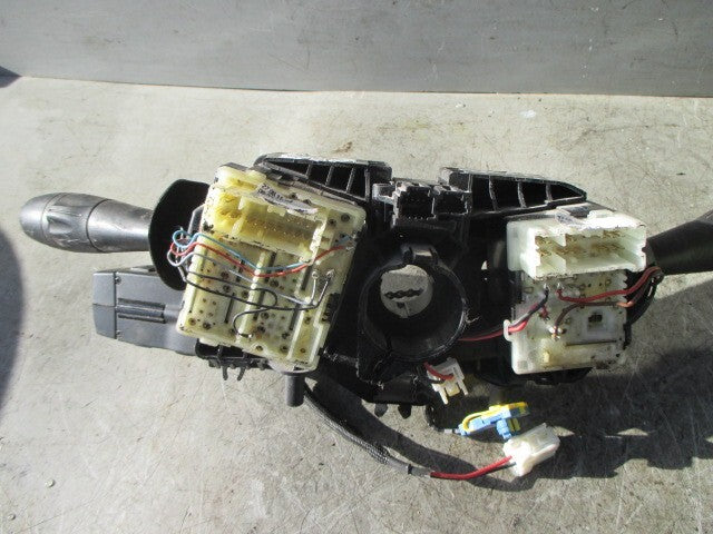 2015 RENAULT TRAFIC X82 MK2 INDICATOR WIPER STALK UNIT E10745573