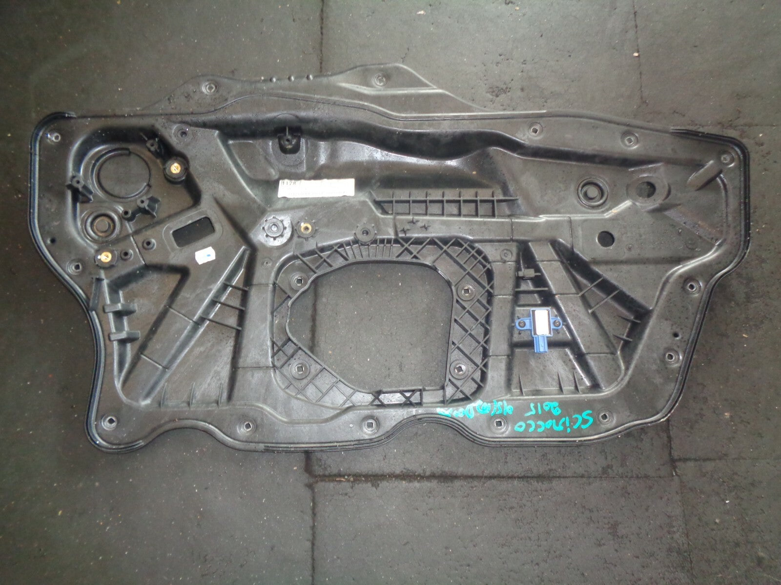 VW VOLKSWAGEN SCIROCCO INNER DOOR PILLER OSF DRIVERS FRONT 1Q0837756