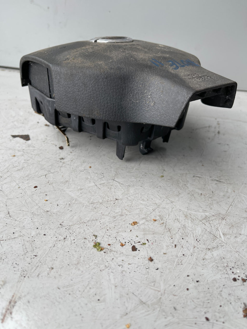 2011 NISSAN NOTE MK1 STEERING WHEEL AIRBAG 3055429