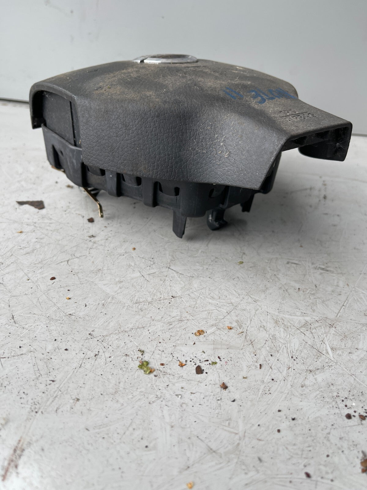 2011 NISSAN NOTE MK1 STEERING WHEEL AIRBAG 3055429