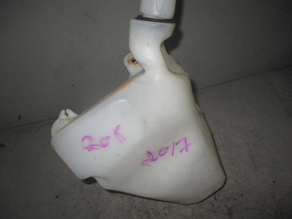 PEUGEOT 208 2017 WNDSCREEN WASHER BOTTLE & PUMP 9683988680