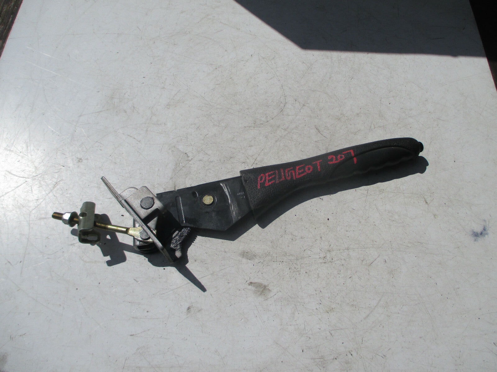 PEUGEOT 206 2003 MANUAL HANDBRAKE LEVER HANDLE MECHANISM ASSEMBLY UNIT
