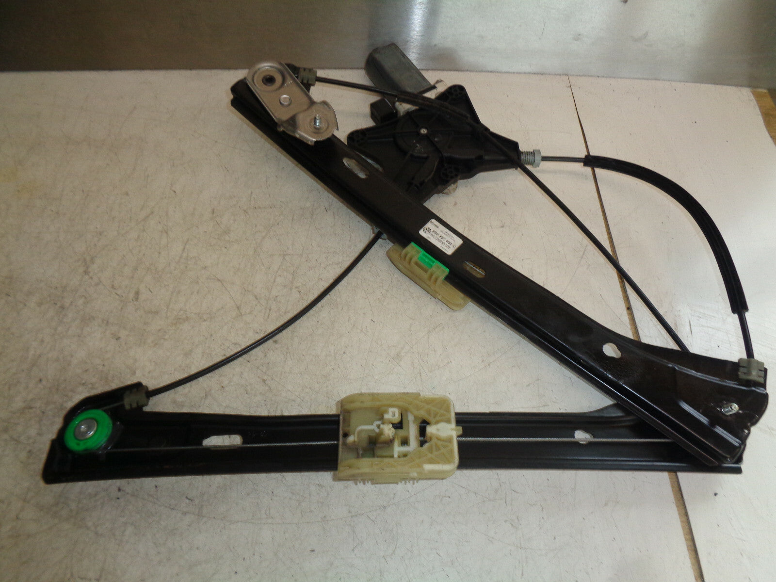 VW VOLKSWAGEN PASSAT B8 2018 OSF DRIVER FRONT WINDOW REGULATOR MOTOR 3G0837462C