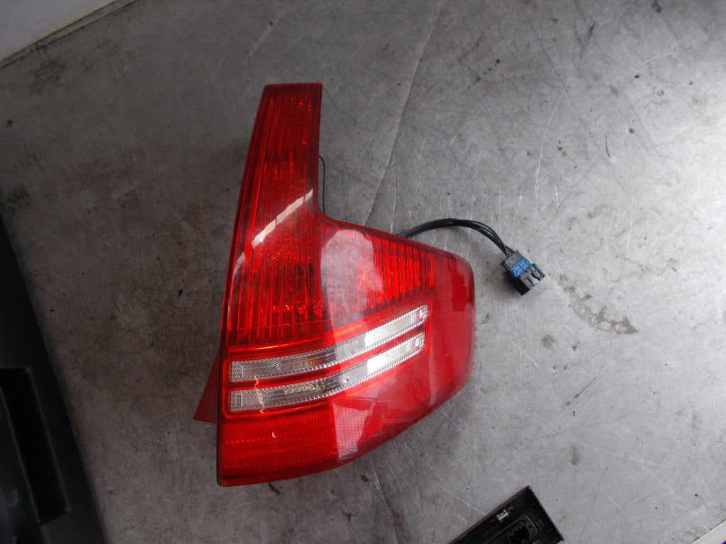 CITROEN C4 PICASSO MK1 2007 DRIVER SIDE OFF SIDE REAR LIGHT 965586398001 OSR