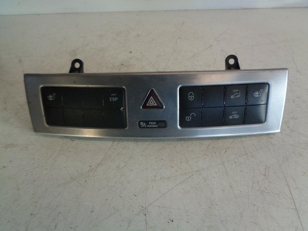 MERCEDES BENZ C CLASS 2005 W203 SEAT HEATING & HAZARD SWITCHES A2038216281