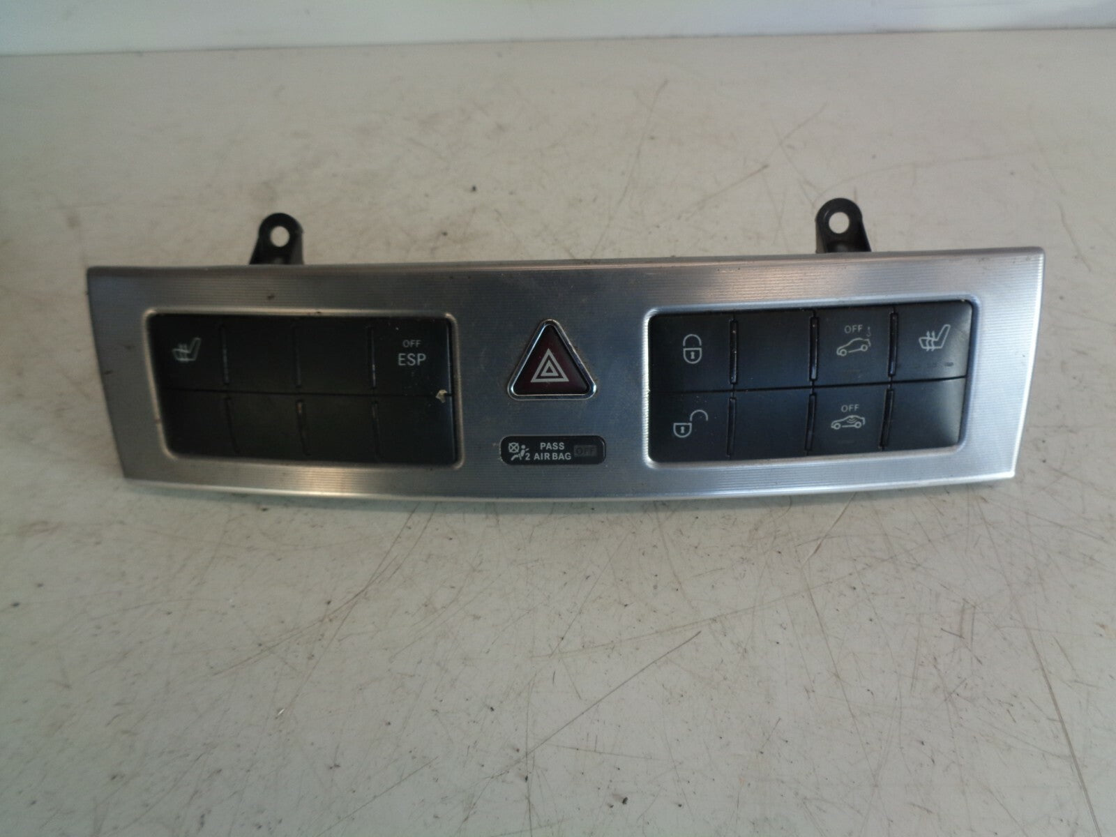 MERCEDES BENZ C CLASS 2005 W203 SEAT HEATING & HAZARD SWITCHES A2038216281