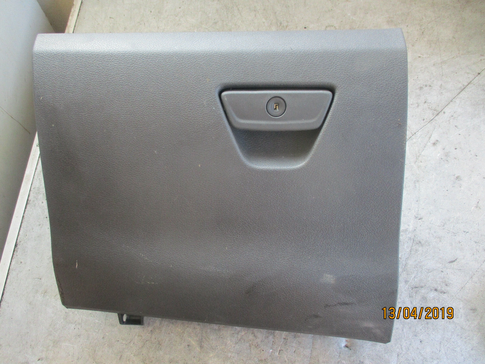 FORD TRANSIT COURIER NS PASSENGER SIDE GLOVE BOX ET76-R060T10-DCW