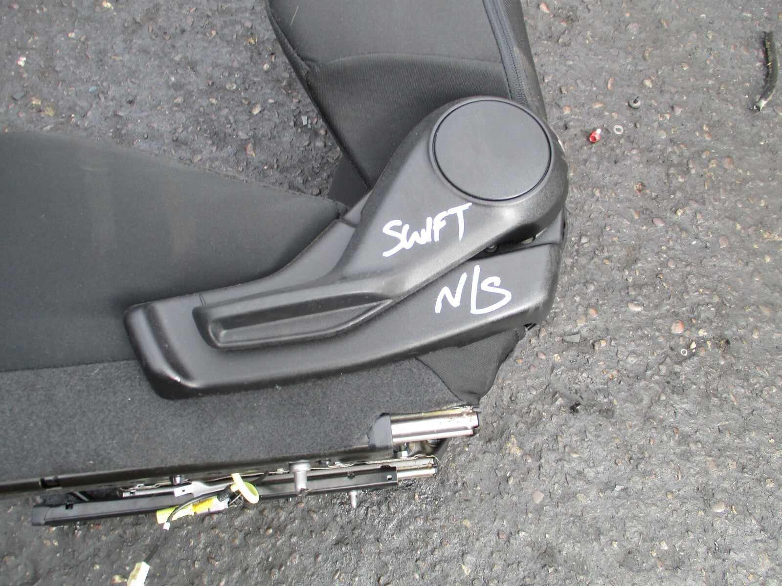 SUZUKI SWIFT MK4 2019 NSF PASSENGER SIDE FRONT COMPLETE SEAT FABRIC