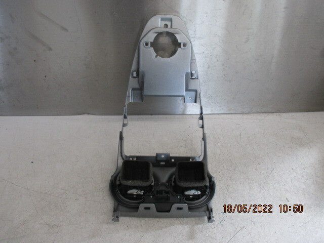 2011 CORSA D CENTRE CONSOLE WITH AIR VENTS AND HAZARD SWITCH 13295009