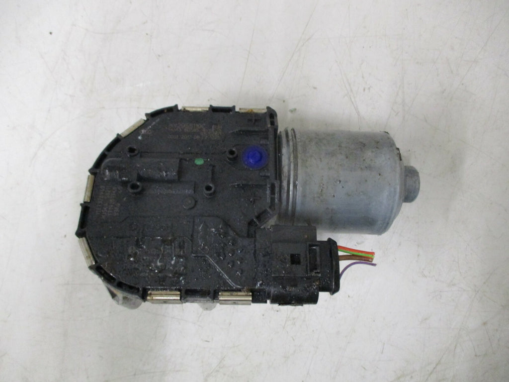 AUDI A3 8V S LINE 2017 FRONT WINDSCREEN WINDOW WIPER MOTOR ONLY 8V2955119C