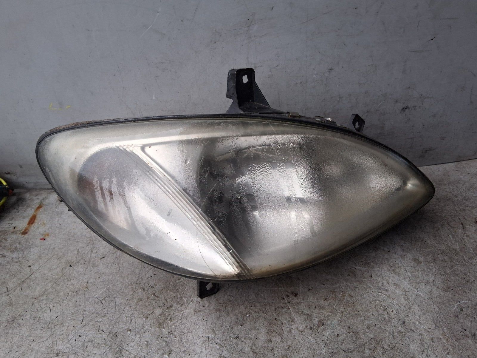 2007 MERCEDES BENZ VITO W639 OSF DRIVER SIDE FRONT RIGHT HEADLIGHT 24670400