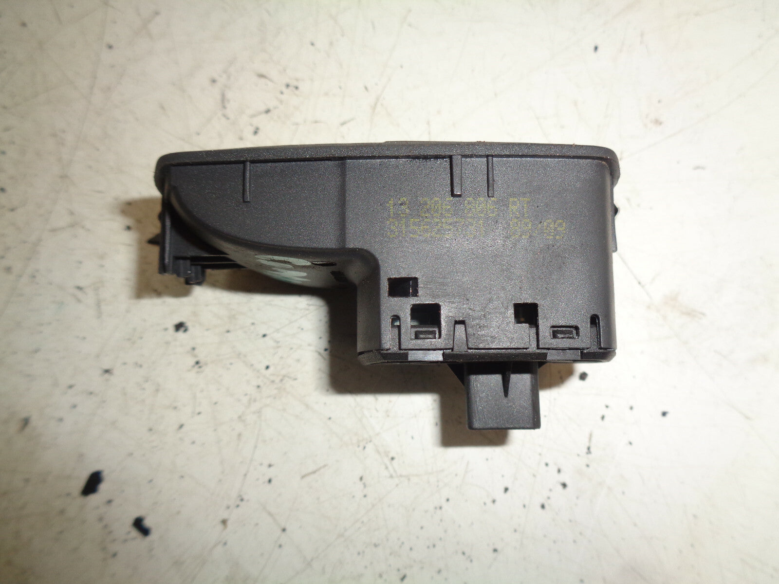 VAUXHALL CORSA D 2007 NSF PASSENGER SIDE FRONT ELECTRIC WINDOW SWITCH 13206806