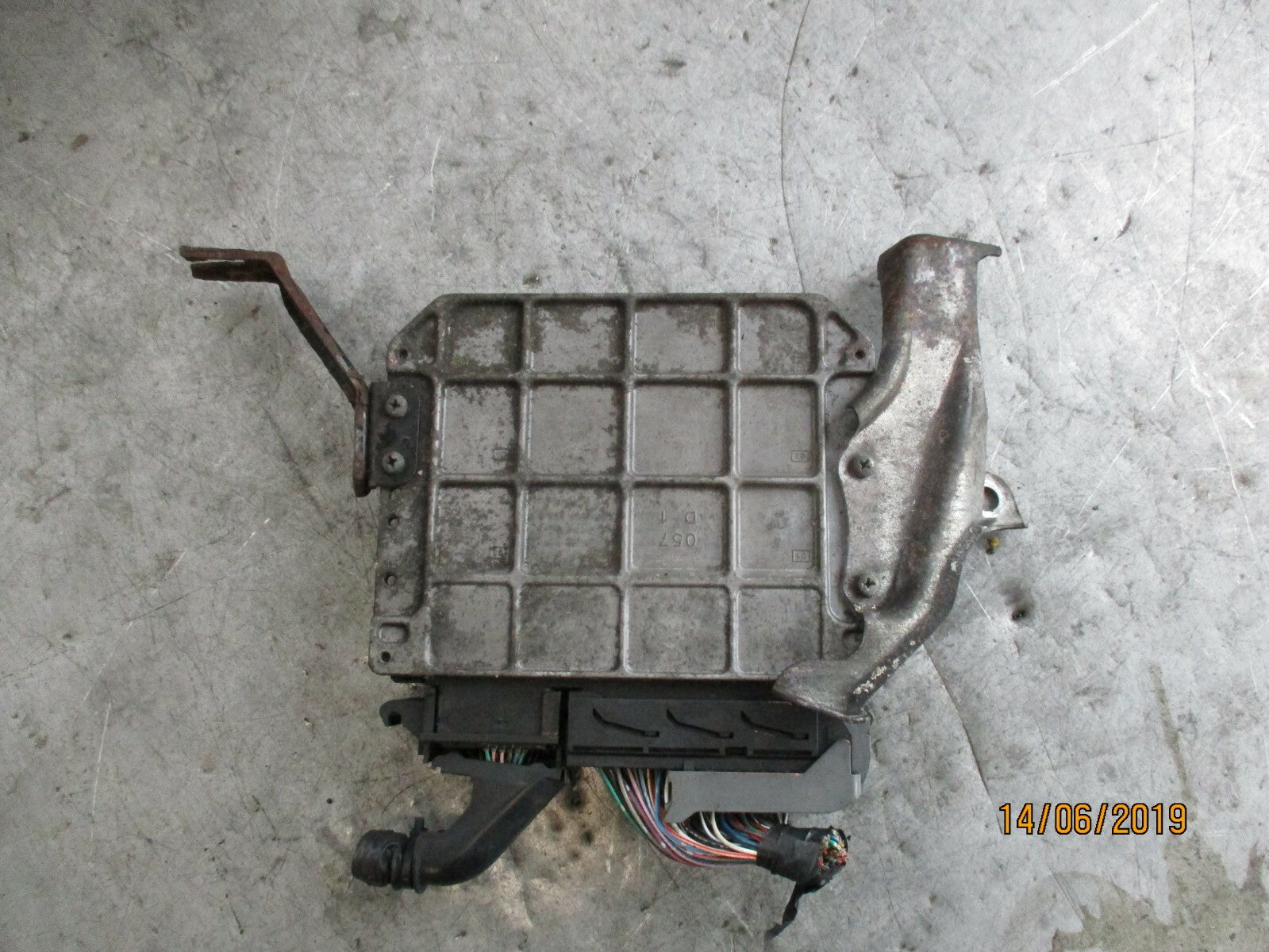 LEXUS IS XE20 2.2 DIESEL ENGINE CONTROL UNIT ECU 8966153701