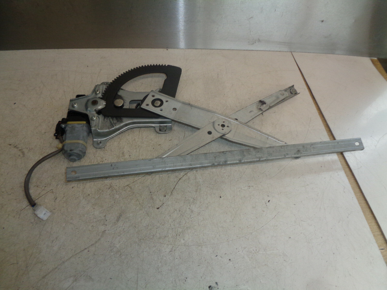 CHEVROLET AVEO 2009 OSF DRIVER SIDE FRONT WINDOW REGULATOR & MOTOR 96870317