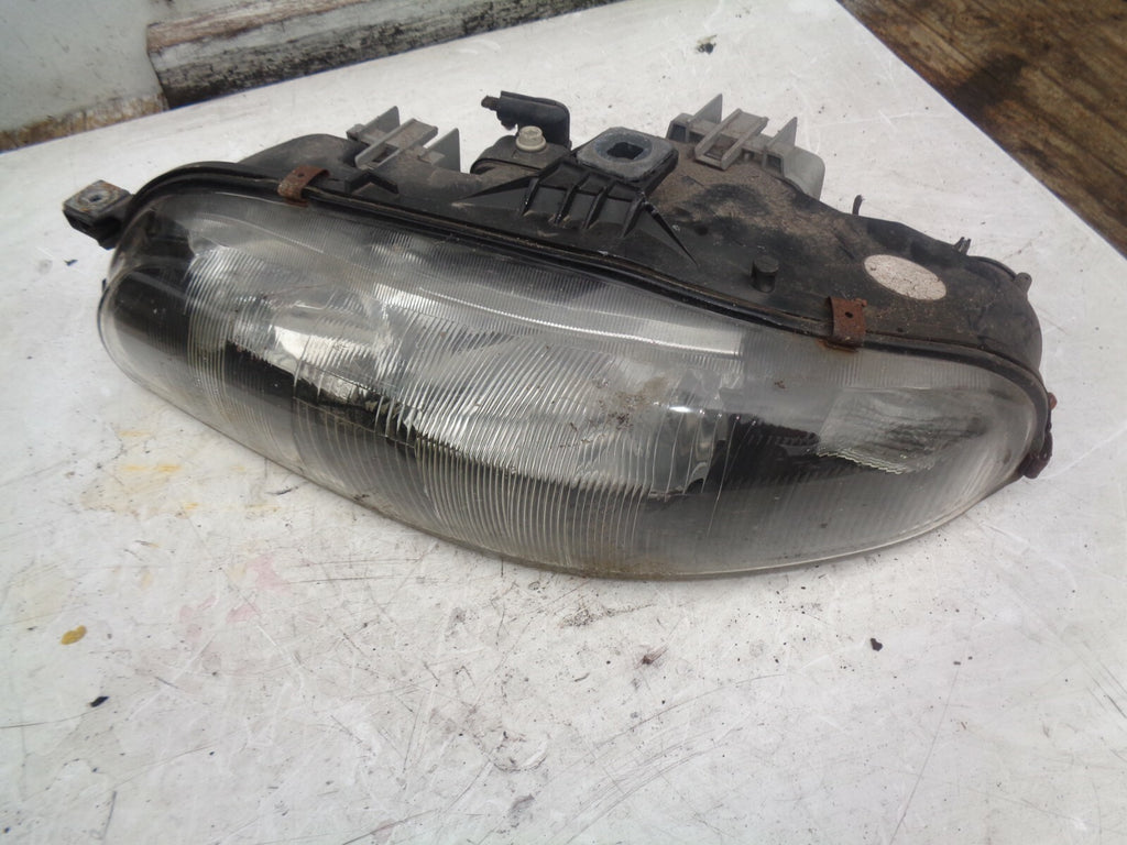 FIAT BRAVO 2000 3 DOOR NSF PASSENGER SIDE FRONT HEADLIGHT HEADLAMP