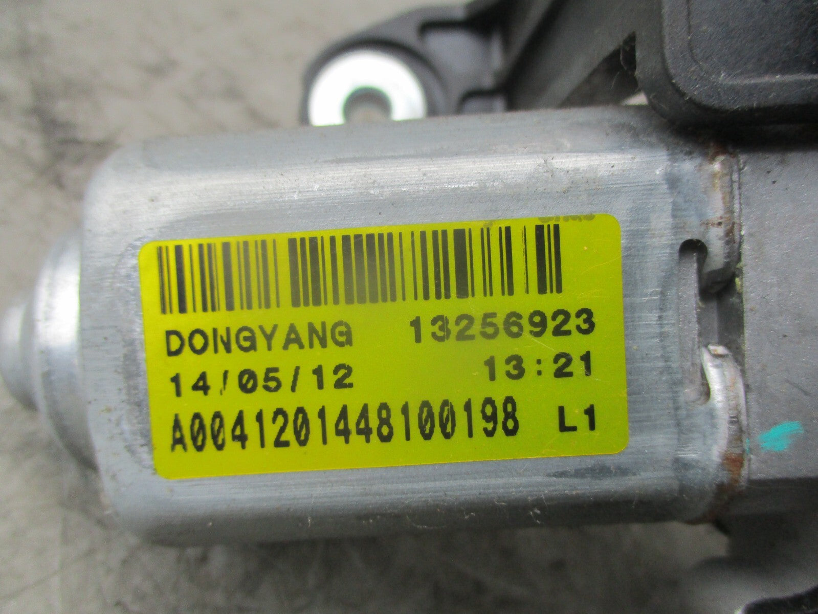 2014 VAUXHALL ZAFIRA C MK3 REAR WINDSCREEN WIPER MOTOR 13256923