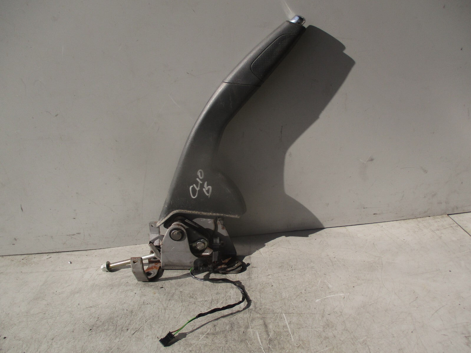 2015 RENAULT CLIO MK4 0.9 PETROL HANDBRAKE LEVER 360103124R