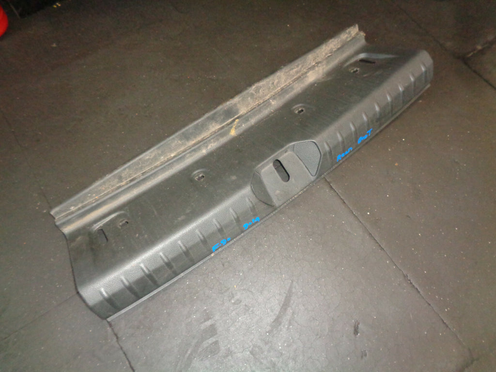 BMW 1 SERIES F20 2019 REAR BOOT LOADING SILL PANEL COVER TRIM 7221871