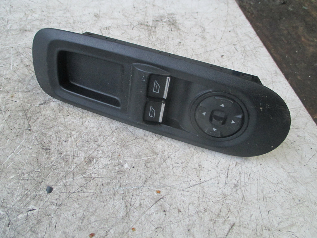 FORD MONDEO MK4 2008 OSF DRIVER SIDE FRONT DOOR WINDOW SWITCH 7S7T14A132CB