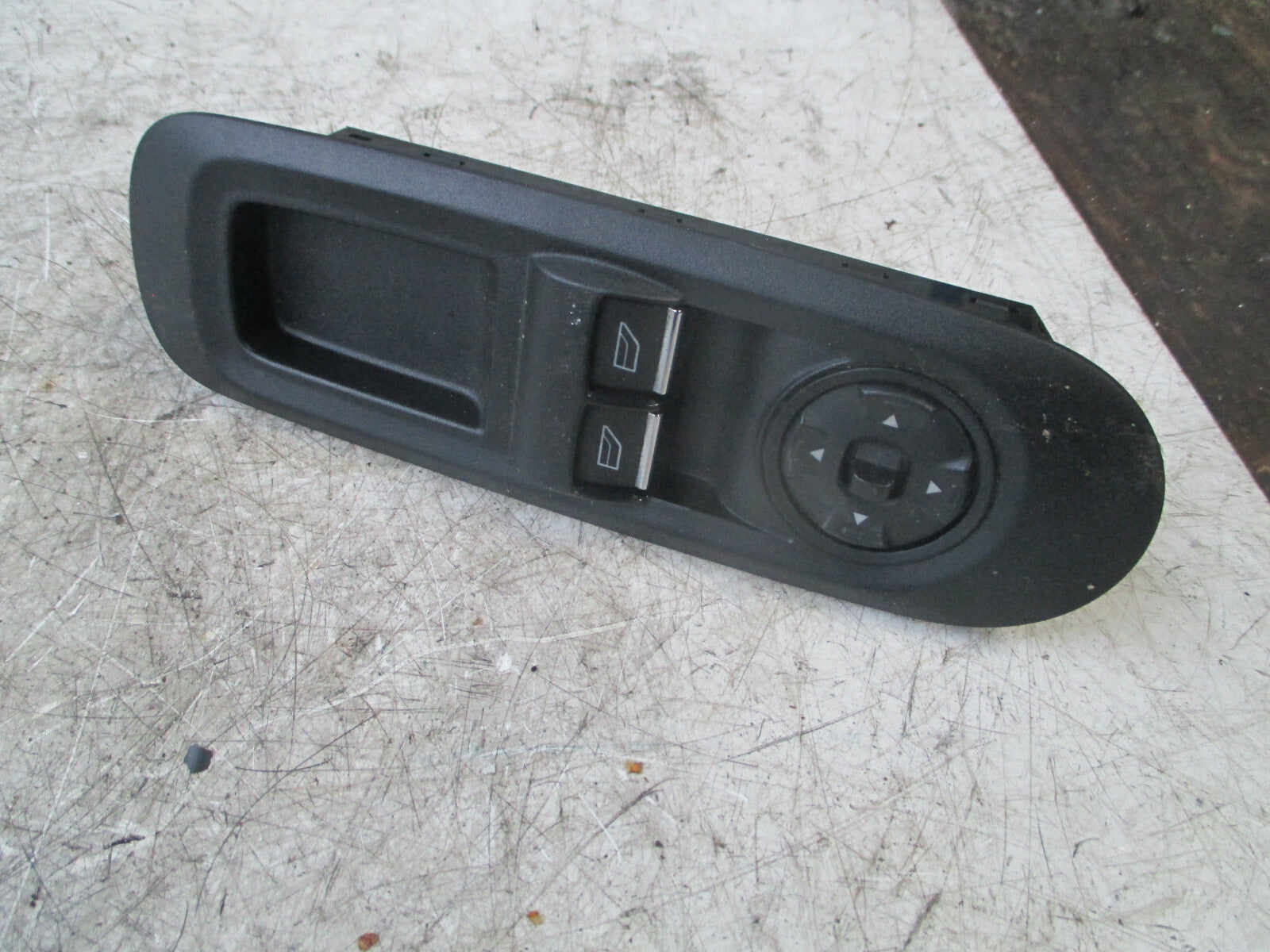 FORD MONDEO MK4 2008 OSF DRIVER SIDE FRONT DOOR WINDOW SWITCH 7S7T14A132CB
