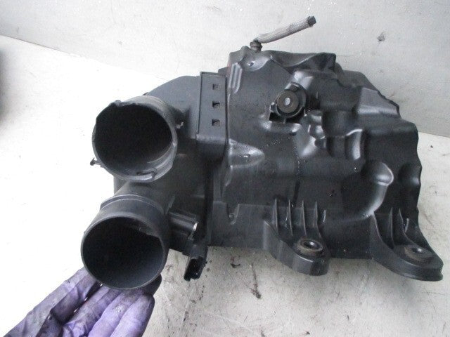 2019 CITROEN C4 CACTUS 1.5 DIESEL AIR FILTER BOX 9828002080