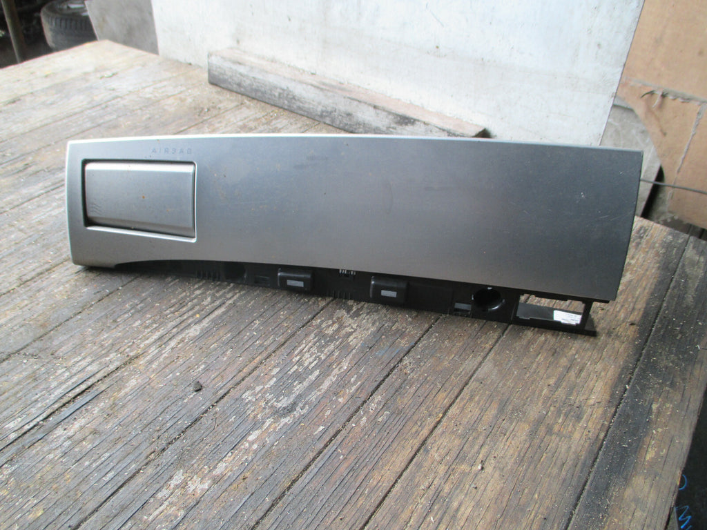 JAGUAR XF 2013 FACELIFT LEFT DASHBOARD AIR VENT 8X23043C26BC