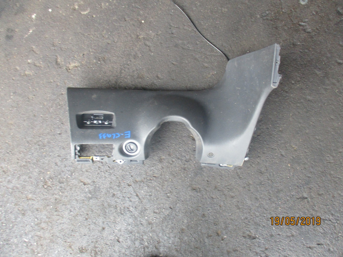 MERCEDES E CLASS W211 STEERING WHEEL LOWER TRIM & KEY READER IGNITION MODULE