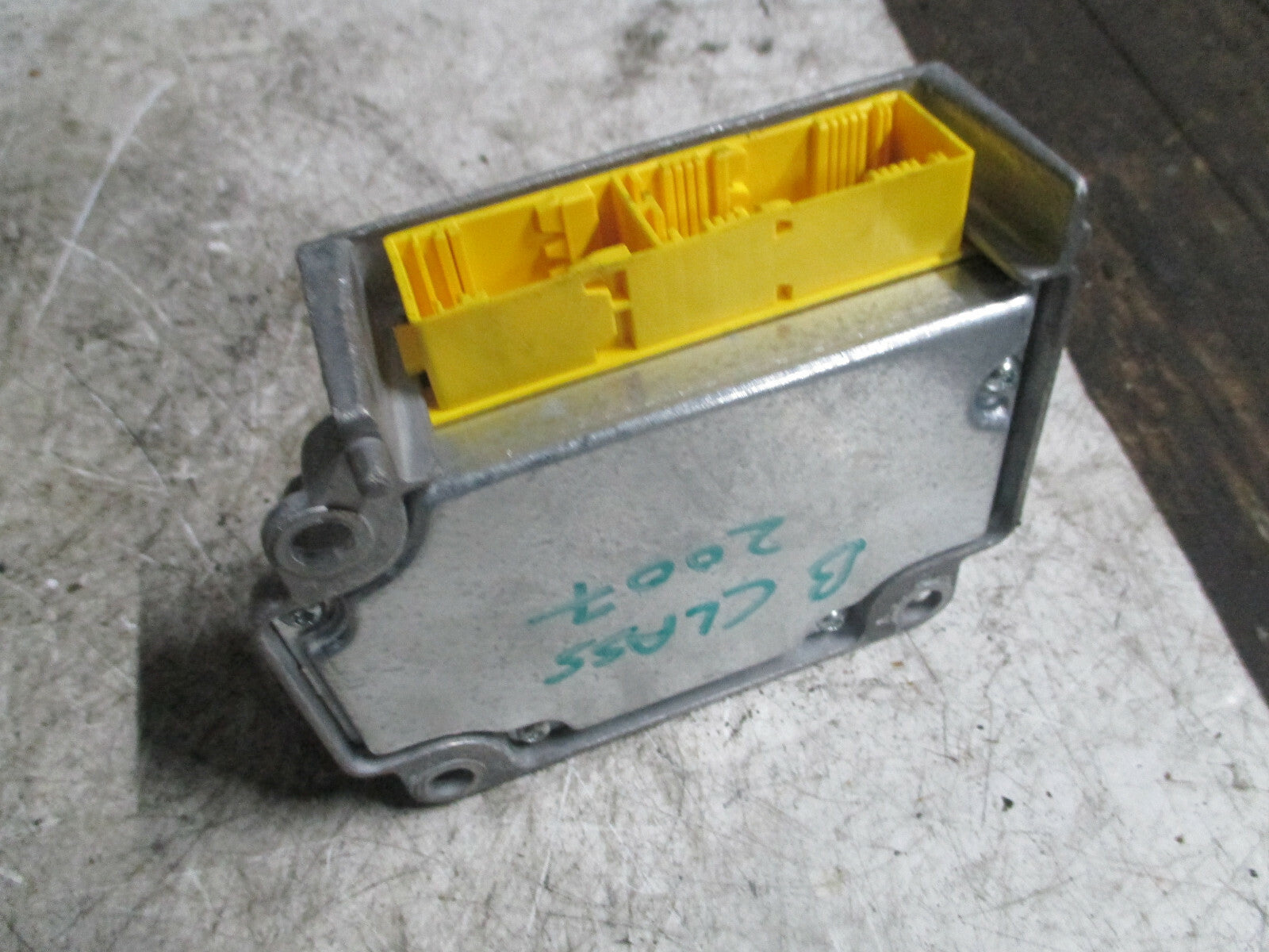 MERCEDES B CLASS W245 2007 MANUAL SAFETY BAG CONTROL MODULE A1698201085