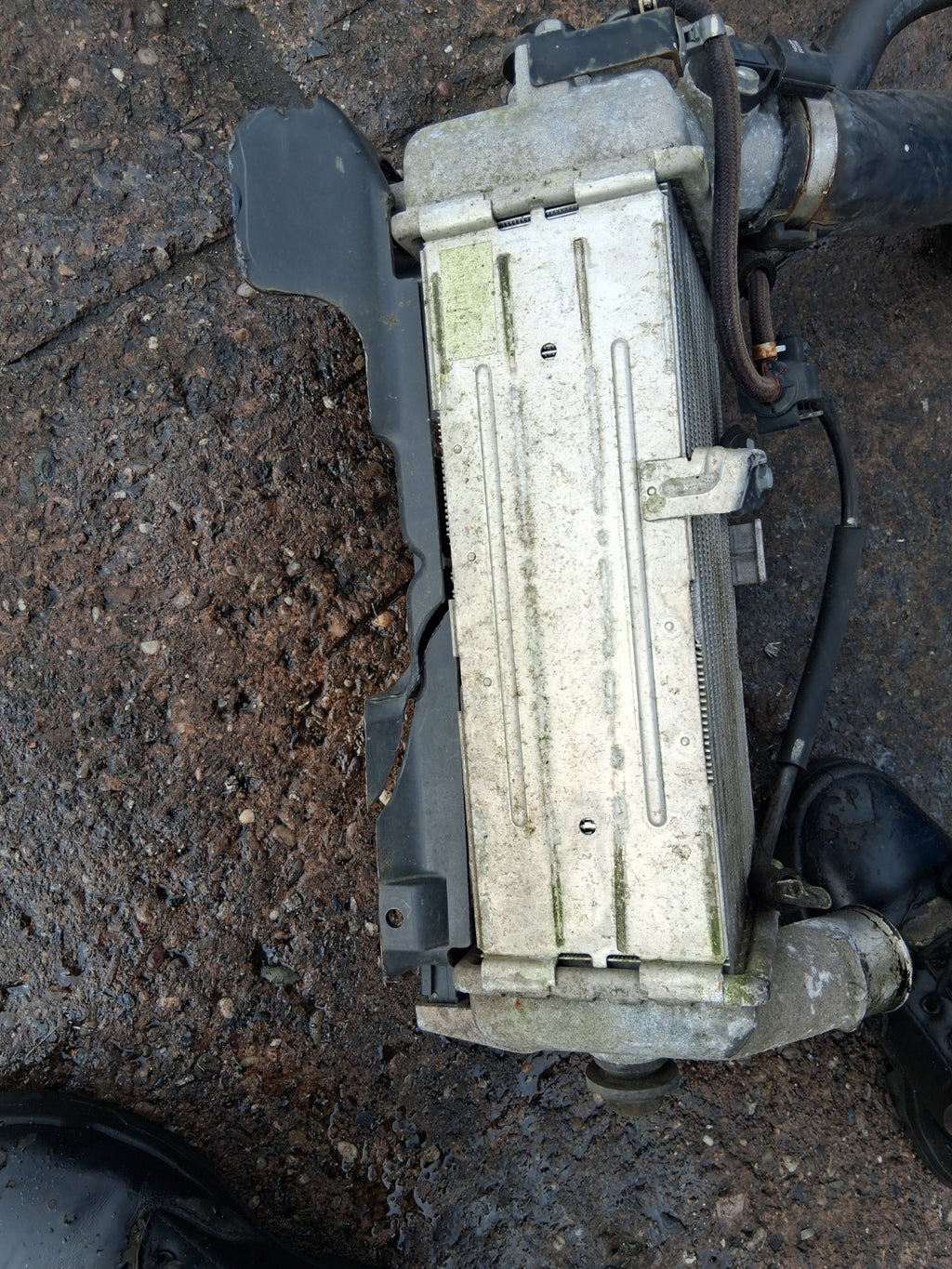 2018 KIA STONIC 1.0 PETROL INTERCOOLER RADIATOR 2827004610