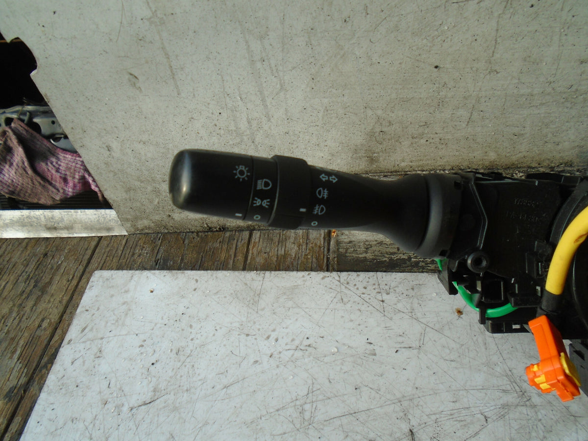 TOYOTA VERSO S 2016 WIPER INDICATOR SQUIB STALK SWITCH UNIT