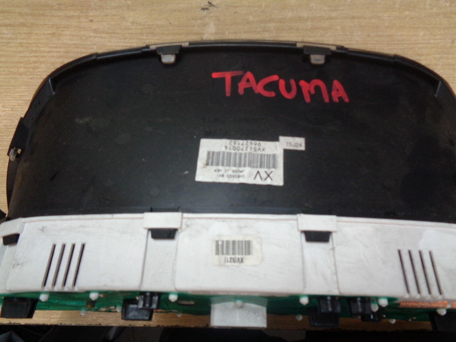 CHEVROLET TACUMA SPEEDO METER CLOCK INSTRUMENT CLUSTER 96427162