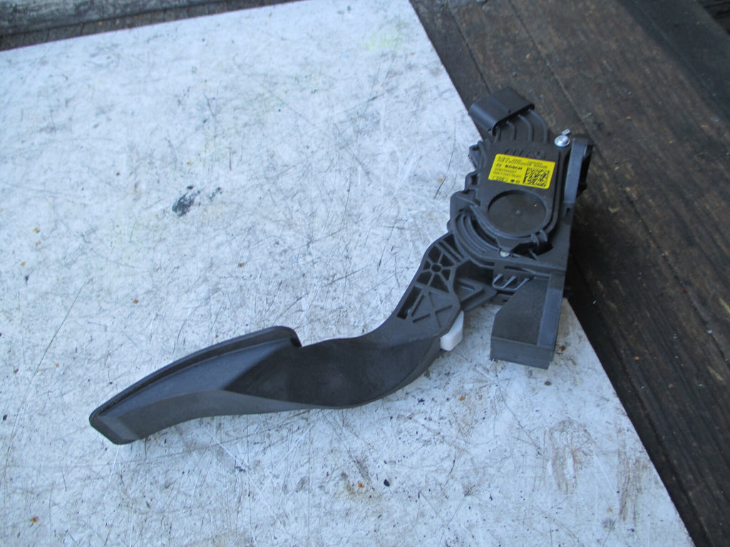 SKODA FABIA 2017 MK3 ACCELERATOR THROTTLE PEDAL 6C2723503B