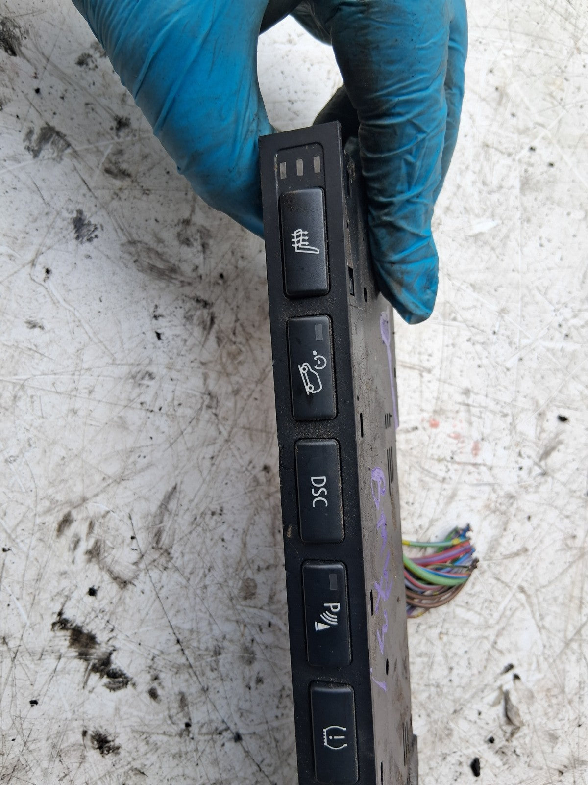 2004 BMW X3 E83 FRONT DASH SEAT HEATING CONTROL SWITCH SWITCHES 03742515