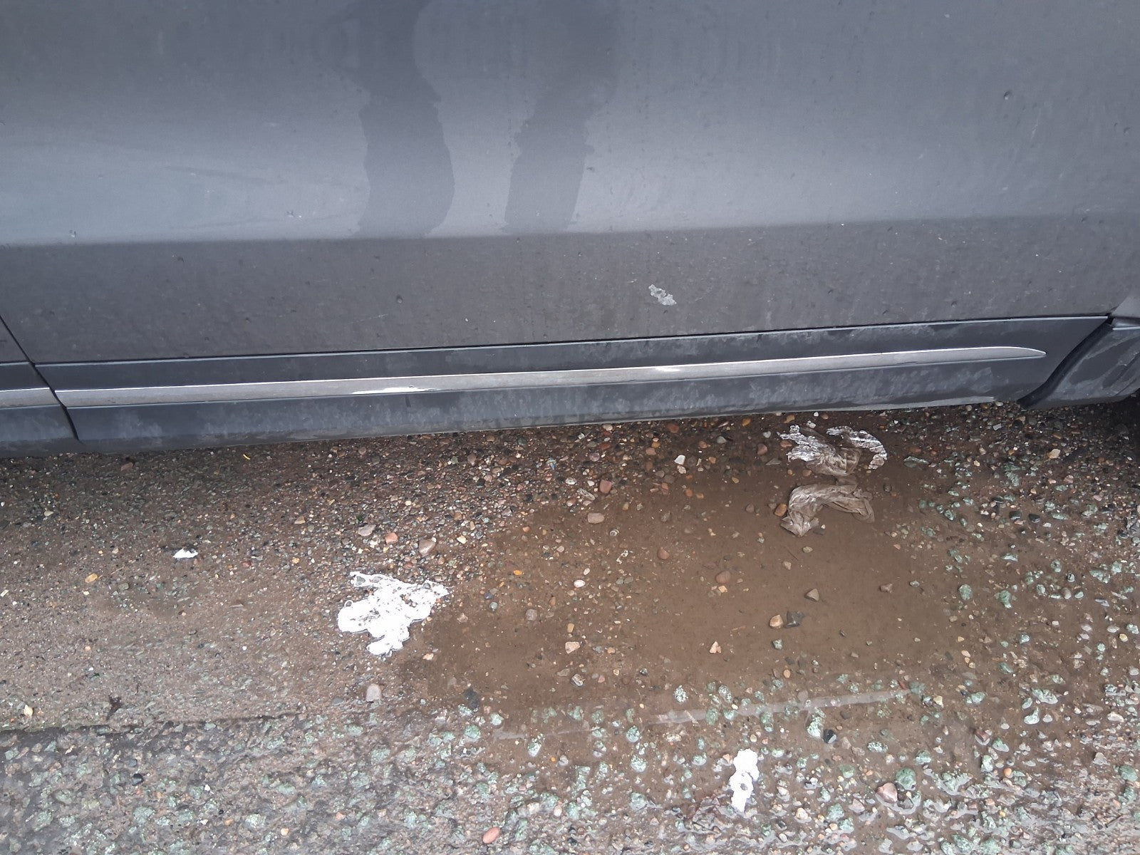 2025 MERCEDES BENZ GLA 180 H247 OSF DRIVER SIDE FRONT RIGHT DOOR MOULDING TRIM