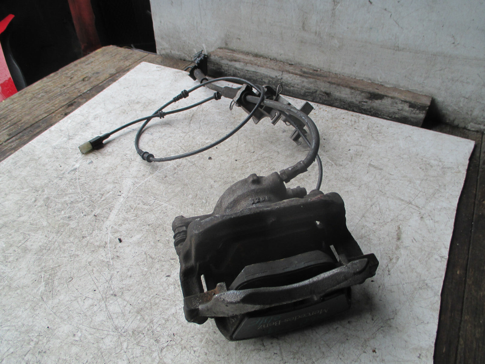 MERCEDES GLA X156 MK1 180 1.6 PETROL OSF DRIVER SIDE FRONT BRAKE CALIPER